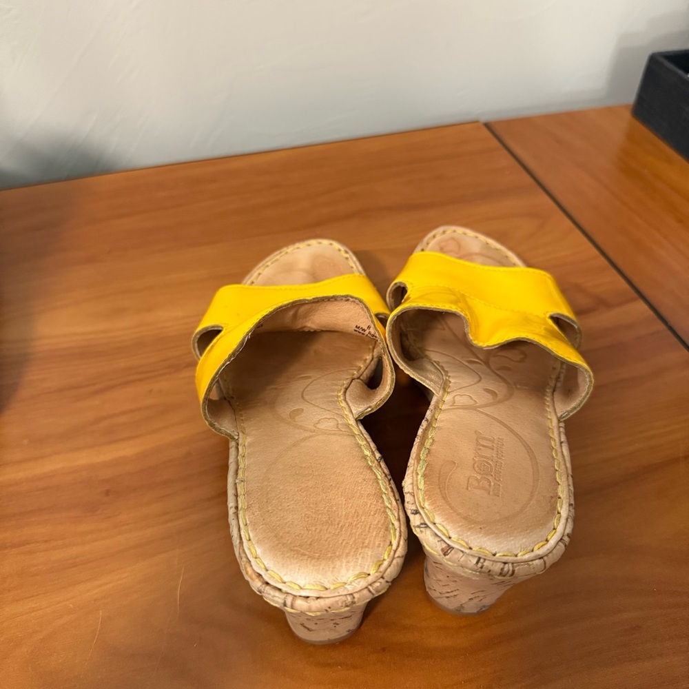 Born‎ Zefira Wedge Sandal Heel Slip On Cork Patent Leather Yellow Open Toe 8 - Picture 6 of 8